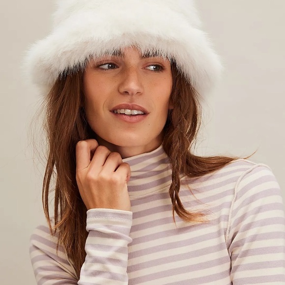Free People X Unreal Fur Ice Queen Hat White One Size main image 4